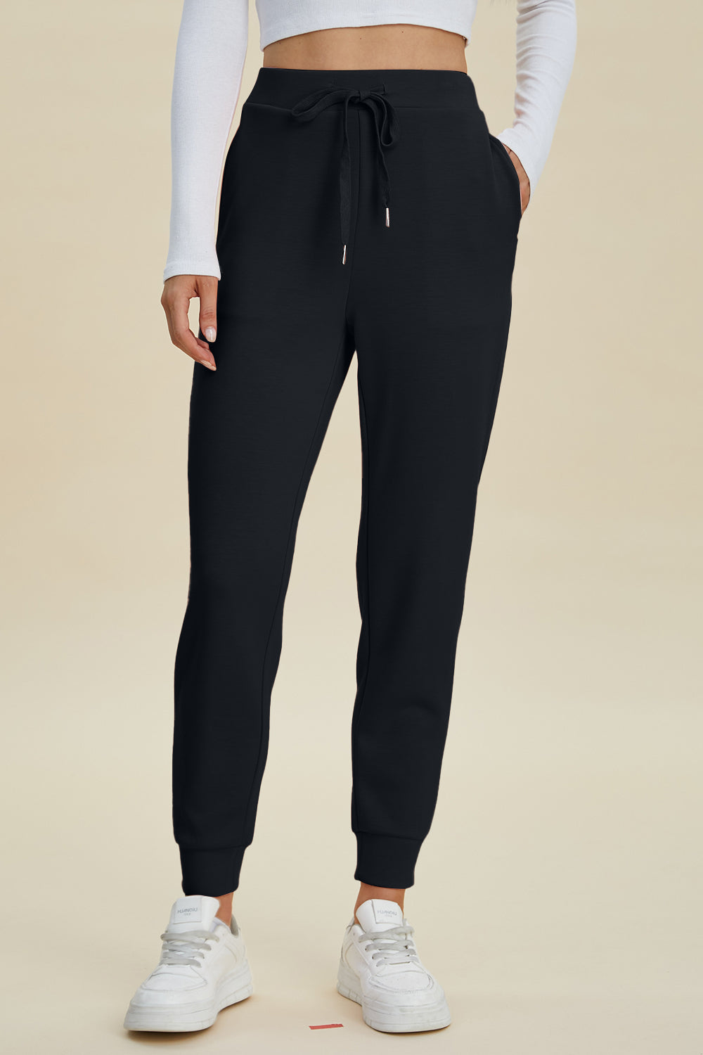 Luxury Drawstring Pants – Versatile Comfort with a Sophisticated Touch