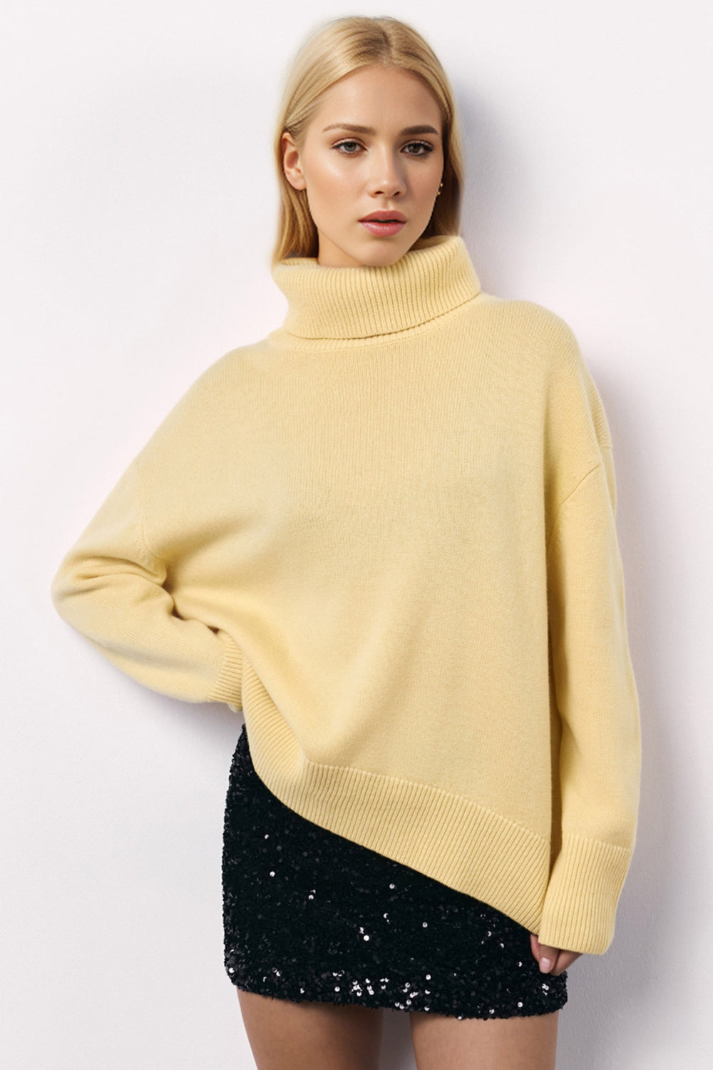 Classic Knit Top – Effortless Comfort with Moderate Stretch